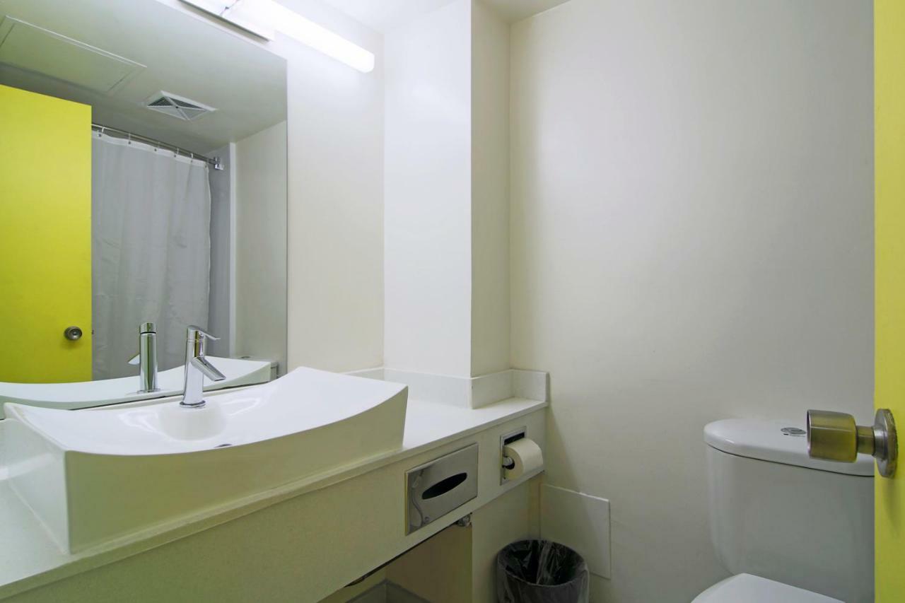 Parkside Student Residence Downtown טורונטו מראה חיצוני תמונה